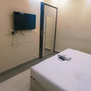 Hotel Luxury Adarsh Nagar Metro Pillar No 100, Delhi (National Capital Territory of India)